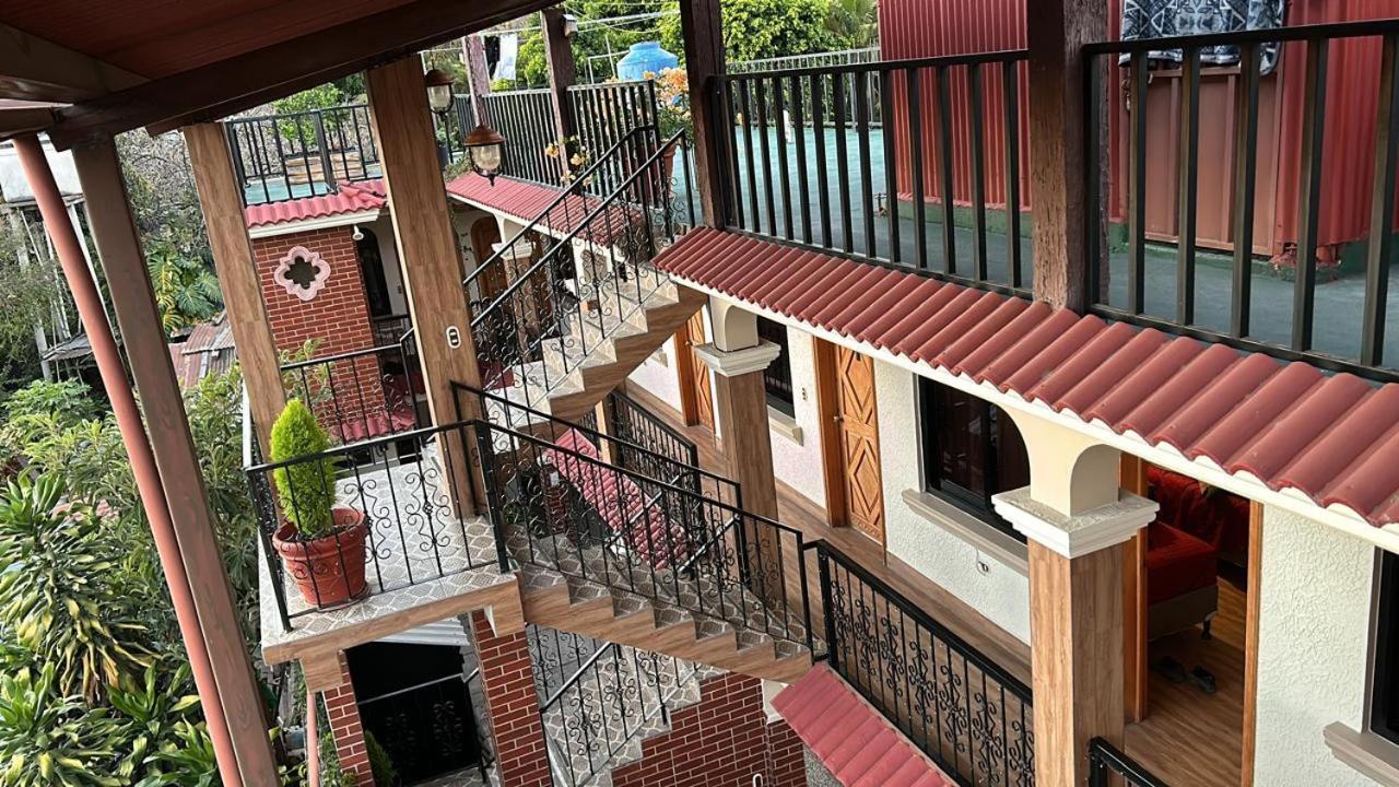 Posada Don Miguel Panajachel Esterno foto